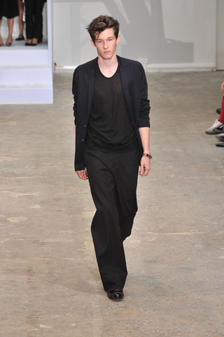 Louis Vuitton / - 2009